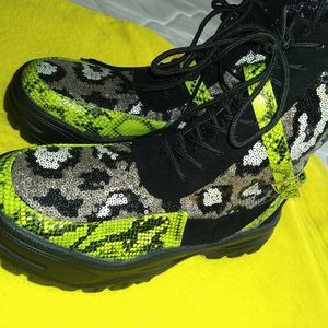 Cape Robbin Mai Glitter Lace Up Chunky Platform Sn